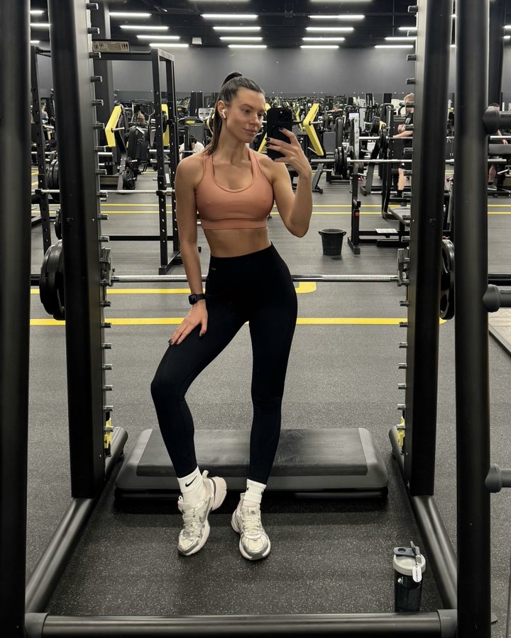Sporty brunette athletic companion for active dates and travel